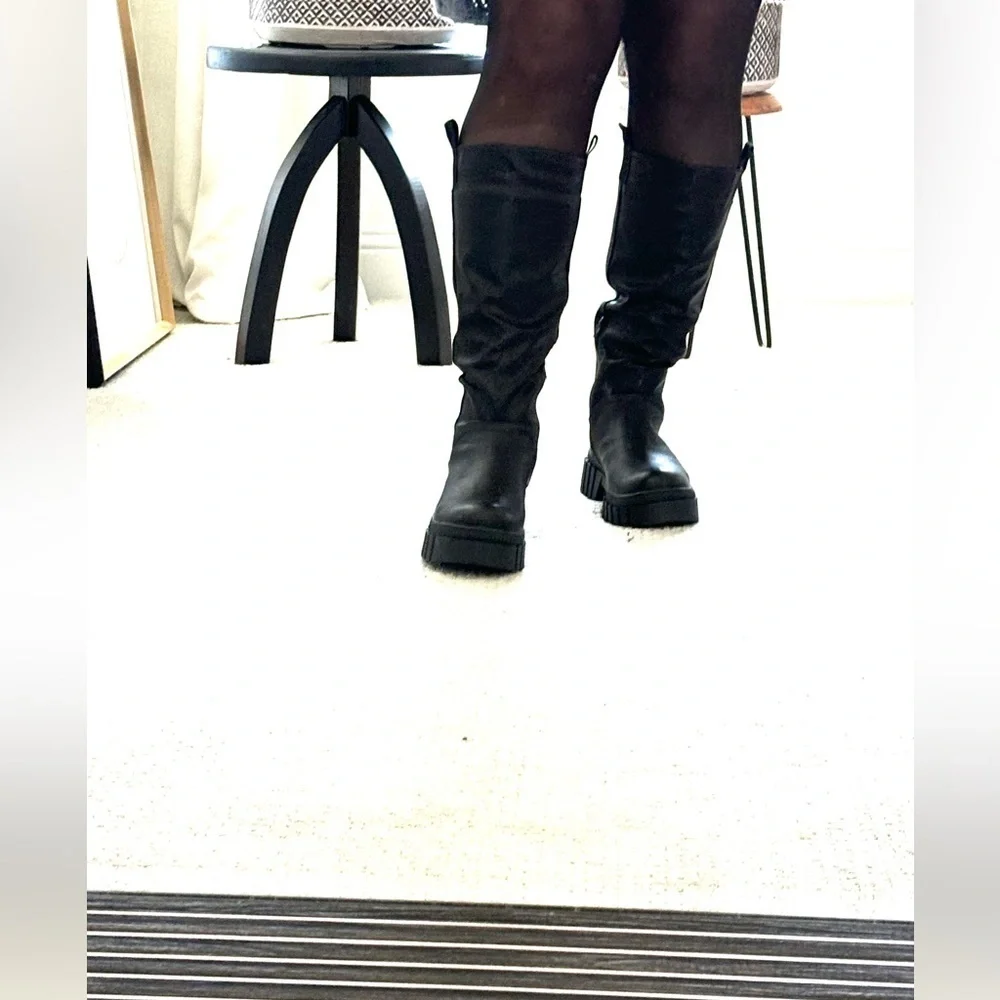 MIA RY Platform knee high leather boot in black malta size 10 NEW